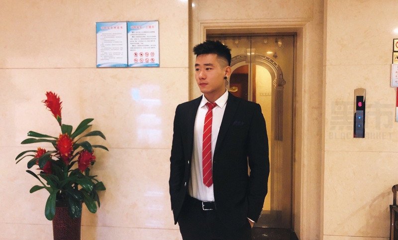 M109_男套图301照片+39视频（有事业心帅哥男神生活照 爱健身达人男生自拍照）-16