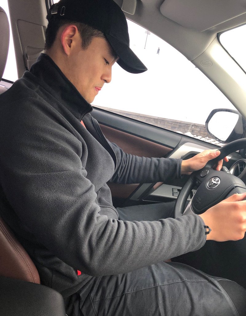 M162_男套图306照片+28视频（二十多岁小眼睛男人帅气生活照、微商养号同人套图）-9